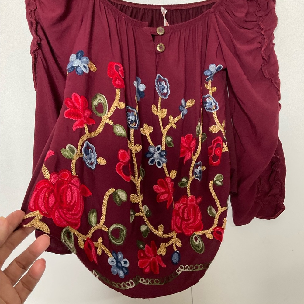 Clarita Floral Embroidered Burgundy Square Neck Gathered Long Sleeve Top No Size - Picture 6 of 14